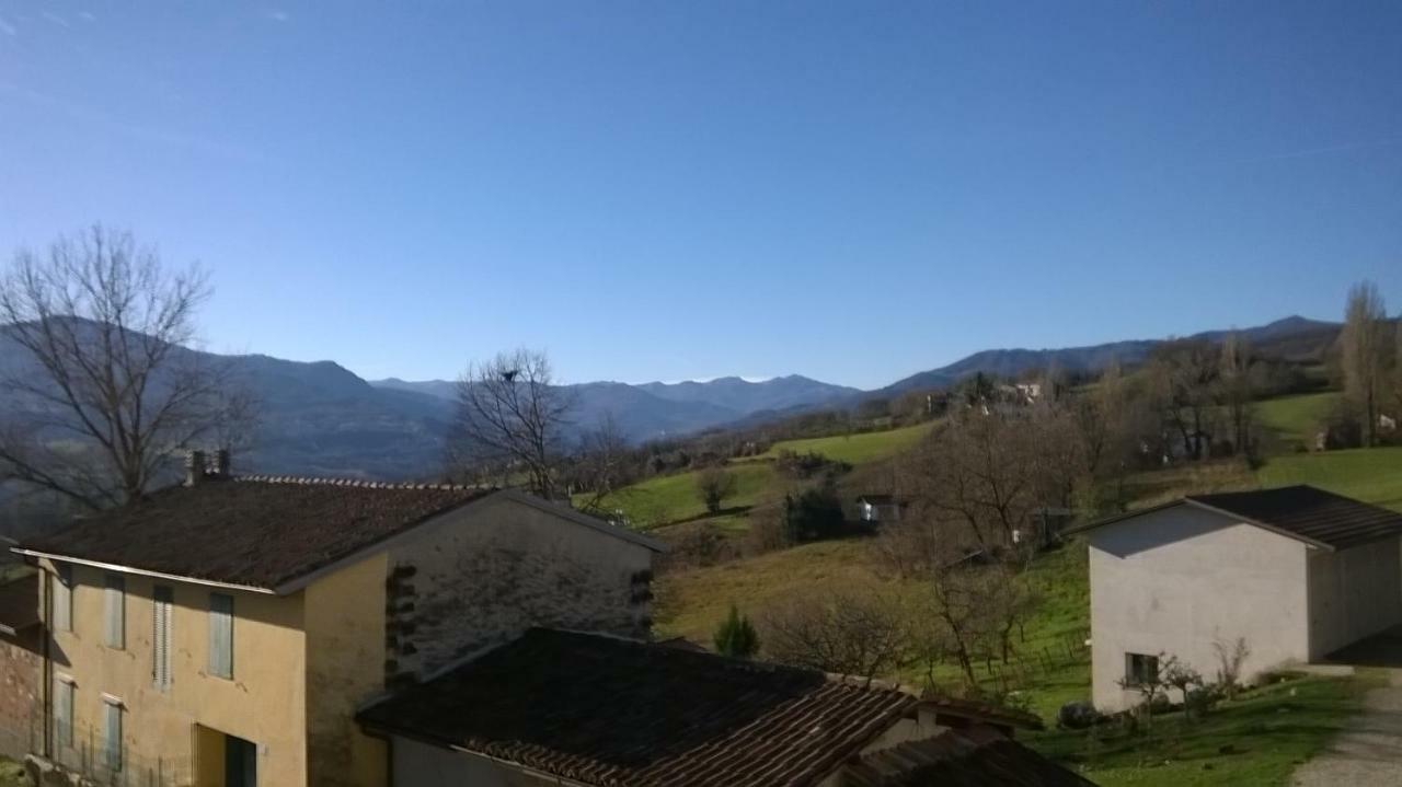 Bed and Breakfast Agricola Tre Rii Sidreria Corniglio Esterno foto