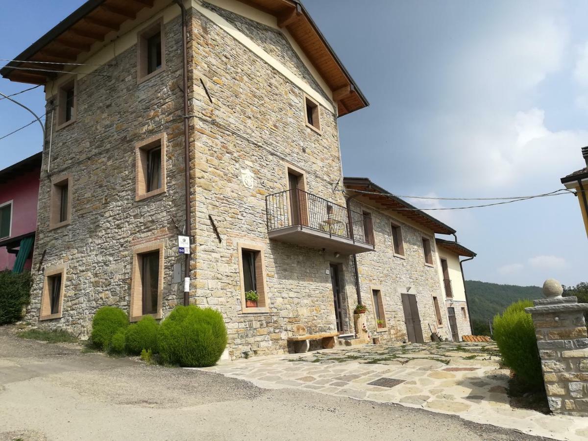 Bed and Breakfast Agricola Tre Rii Sidreria Corniglio Esterno foto